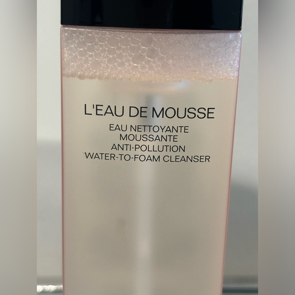 NWT Chanel water to foam cleanser - Picture 6 of 7